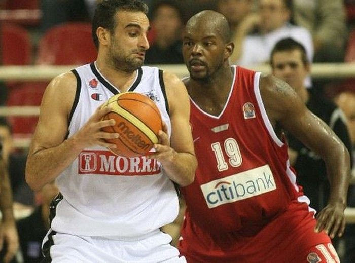 Αναβολή για Κούβελα και… χαμόγελα