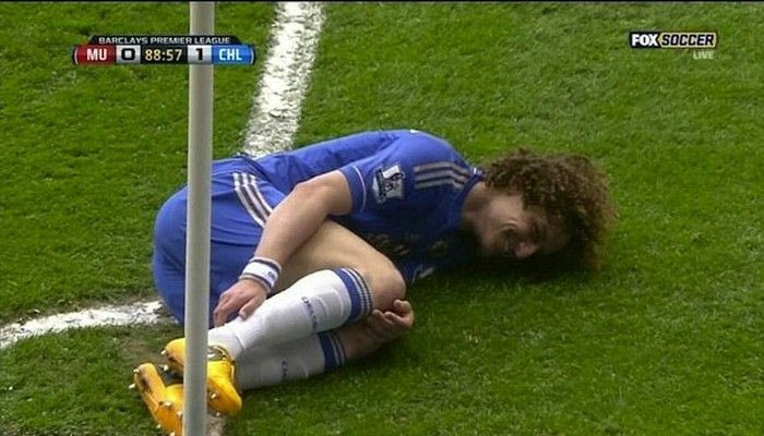 Μία αποβολή, ένα… ενοχοποιητικό γέλιο