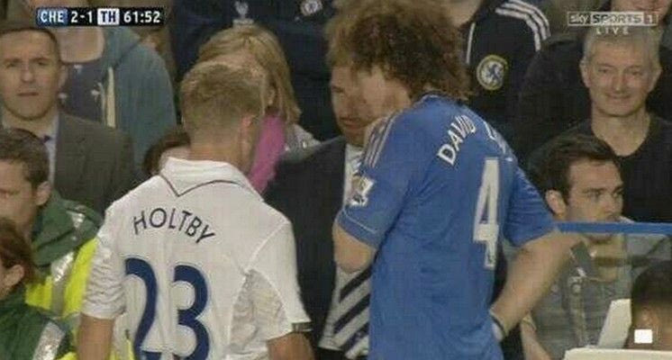 Η πλάκα του Νταβίντ Λουίζ στον Βίλας Μπόας