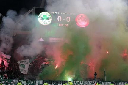 Θύρα 13 προς Αλαφούζο και μετόχους