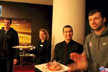 Το γιόρτασε η ΤΣΣΚΑ για τα γενέθλια του Παπαλουκά