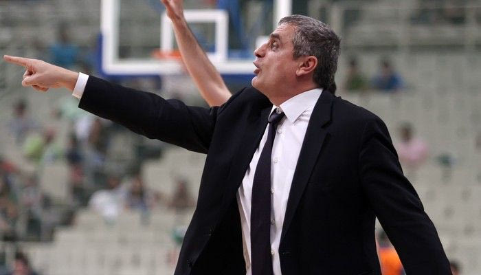 Πεδουλάκης: “Καταιγιστικοί στην άμυνα”. Σφαιρόπουλος: “Ήταν δύσκολο ν’ ακολουθήσουμε”