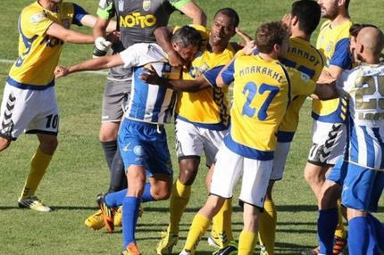 Ποινή-χάδι στον Ουκάρ