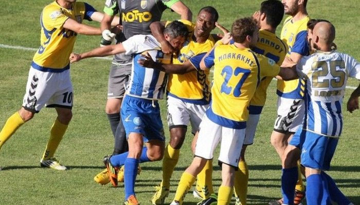 Ποινή-χάδι στον Ουκάρ