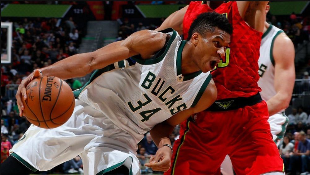Super Giannis, ήττα για Bucks
