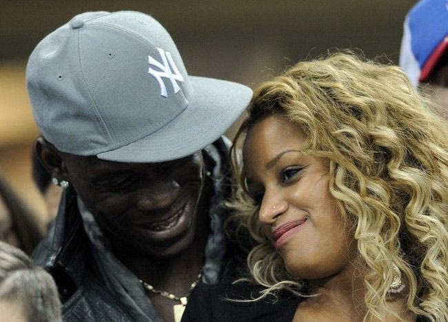 Πρόταση γάμου από τον Μπαλοτέλι