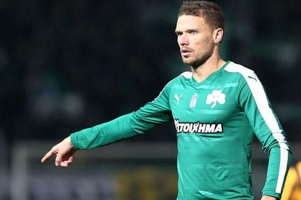 Μπεργκ: “Μερικές φορές κάνουμε χαζά πράγματα”