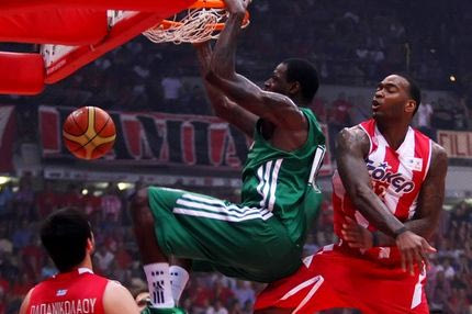 Γκιστ: “Παράσημο να παίζεις στον Παναθηναϊκό”