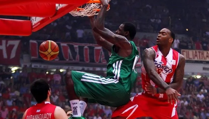 Γκιστ: “Παράσημο να παίζεις στον Παναθηναϊκό”