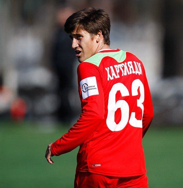 Διεθνής και αρχηγός της Λοκομοτίβ Β’