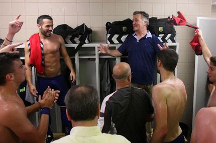 Πριμ 100.000 ευρώ από τον Κωστούλα