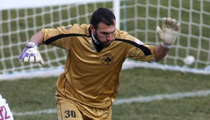 Ανακοίνωσε τον Λαζαρίδη