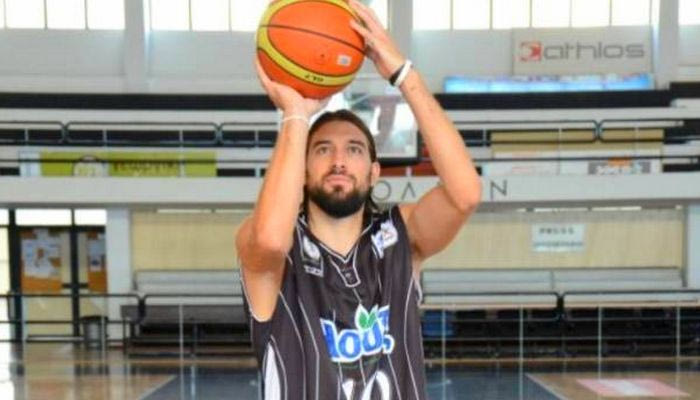 Ανανέωσε με Λιανό