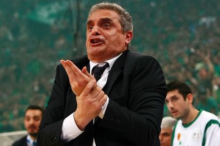 Πεδουλάκης: “Εμείς παίζουμε με το μυαλό του Ολυμπιακού”