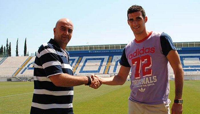 Πετρόπουλος με τη βούλα