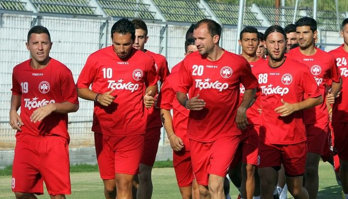 “Πρώτη” με Ουζουνίδη και νέους
