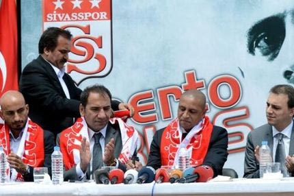 Ανέλαβε τη Σίβασπορ ο Ρομπέρτο Κάρλος