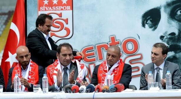 Ανέλαβε τη Σίβασπορ ο Ρομπέρτο Κάρλος