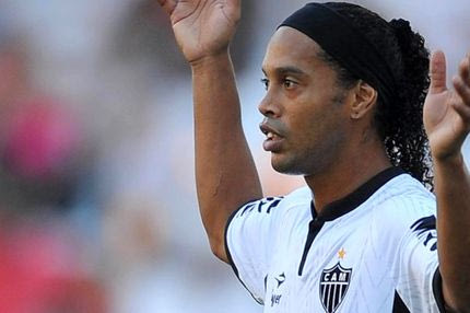 Επιμένει η Μπεσίκτας για Ροναλντίνιο