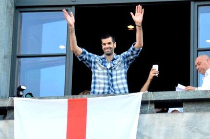 Ο Ντούσαν Σάκοτα στο Contra.gr