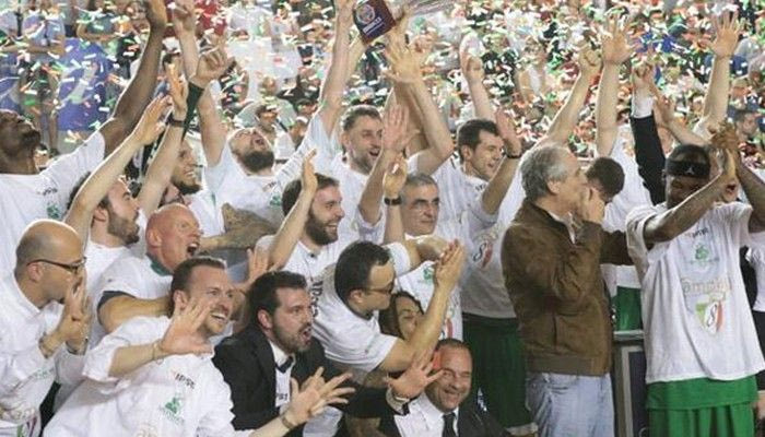 Επτά σερί για τη Σιένα