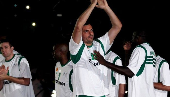 Τσαρτσαρής: “Ευχαριστώ για τα 11 εκπληκτικά χρόνια”