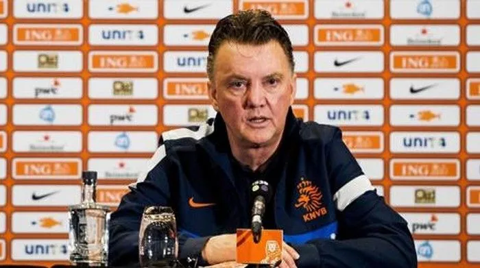 Σε γκέι παρέλαση ο Φαν Χάαλ