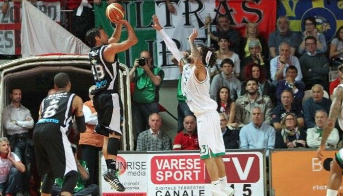Στην Ευρωλίγκα η Βαρέζε