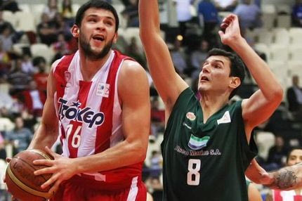 Ανανέωσε ο Μπένας