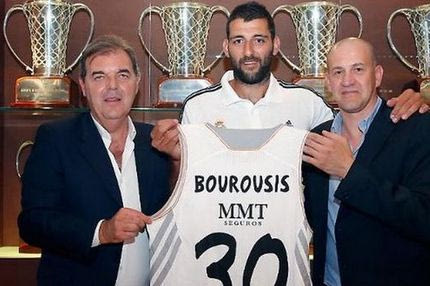 Μπουρούσης: “Δεν υποτιμάς ποτέ τον Ολυμπιακό”