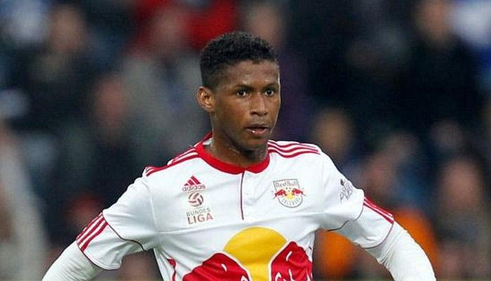 Υπέγραψε για τρία χρόνια ο Μέντες