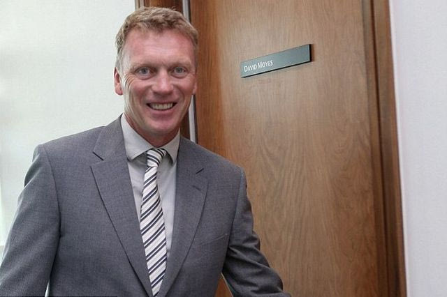 Πιάνει δουλειά ο Μόγιες