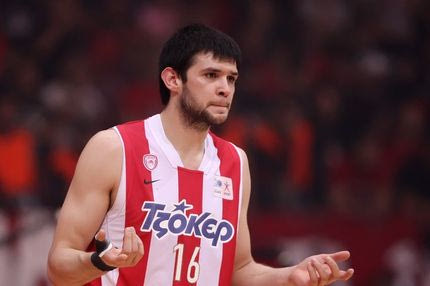 Ανακοινώθηκε η μεταγραφή του Παπανικολάου στην Μπαρτσελόνα