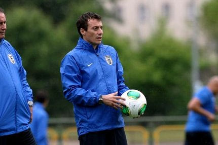 Η διάθεση του Στέφενς για 4-2-3-1