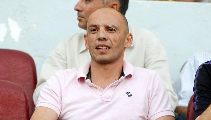 Στη Γλυφάδα ο Γκώνιας