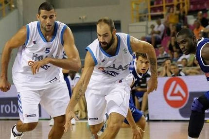 Στιγμιότυπα από τη νίκη της Ελλάδας