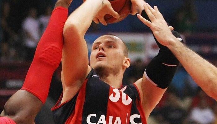 Συμφωνία με Μπασκόνια για Λάμπε