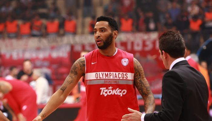 Χάνει το ντέρμπι ο Λο