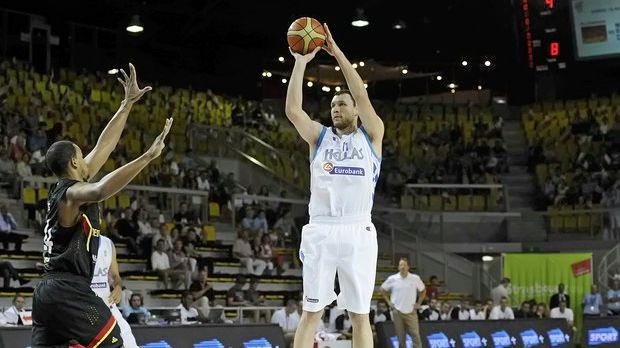 Μαυροκεφαλίδης: “Βελτιωθήκαμε αμυντικά”