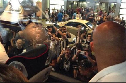 Αποθέωση στην άφιξη του ΠΑΟΚ στη Γερμανία (video)
