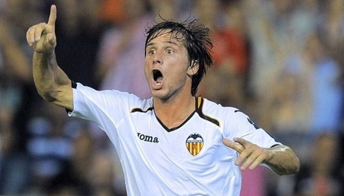 “Χτυπάει” τον Πιάτι