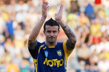 Πάει για τρεις μεταγραφές η ΑΕΚ