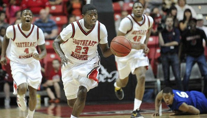 “Κιτρινόμαυρος” και ο Σμιθ