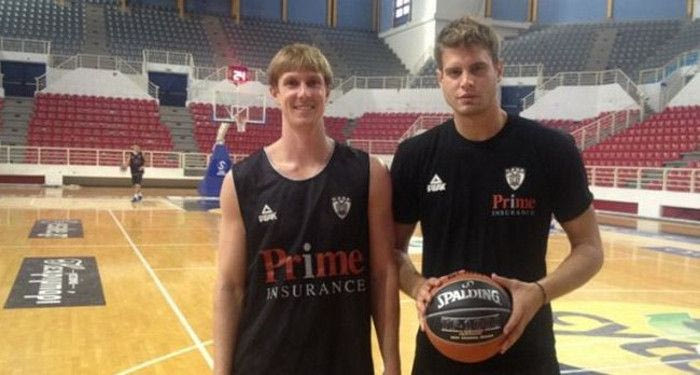 Έπεσαν οι υπογραφές με Μπόγρη, Πέιν