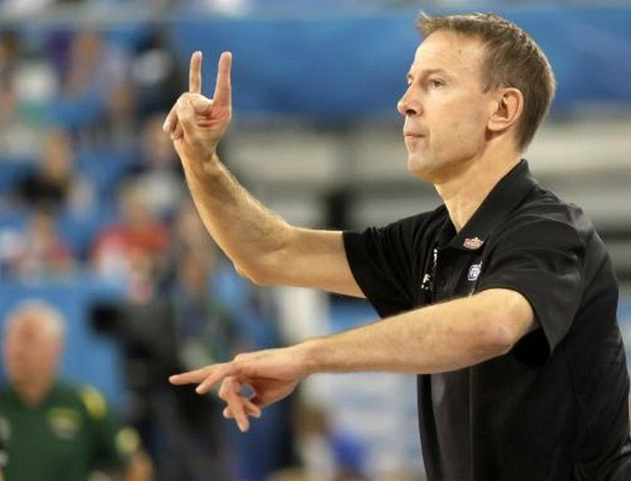 Συνεχίζουν με Κολέ οι “τρικολόρ”