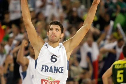 Τρίποντο-βόμβα από τον Ντιό στην εκπνοή του ημιχρόνου (video)