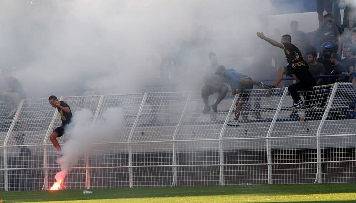 Πεδίο μάχης η Νεάπολη (video+photos)