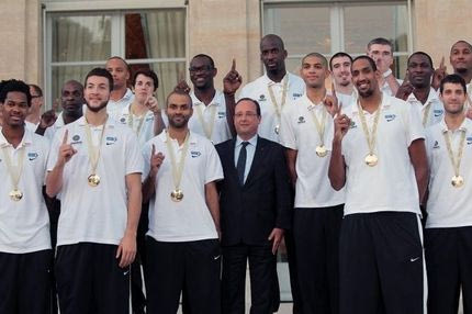 Υποδοχή Ολάντ στους πρωταθλητές Ευρώπης