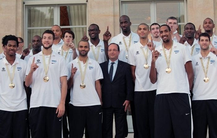 Υποδοχή Ολάντ στους πρωταθλητές Ευρώπης