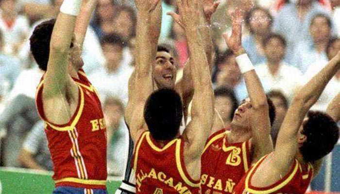 Ελλάδα-Ισπανία: 20 χρόνια φαγούρα (videos)